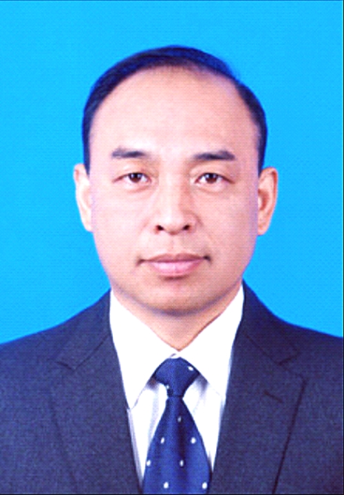 区委常委,区委政法委书记  沈军